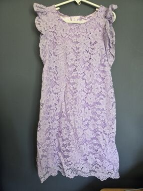 Place Lilac Lace Flutter-Sleeve Formal Dress